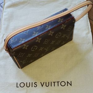 Louis Vuitton Recital hand bag